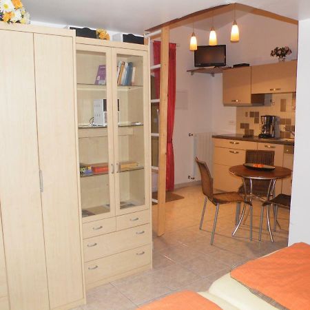 Villa Liamone Studio für 3 Personen , 400 m vom Strand, Pool, Klimaanlage Sagone  Buitenkant foto